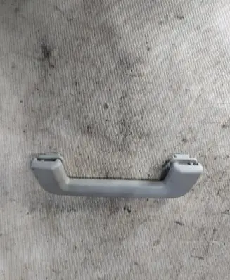 Ford Galaxy A set of handles for the ceiling 