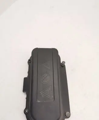 BMW 5 F10 F11 Fuse box cover 7555189
