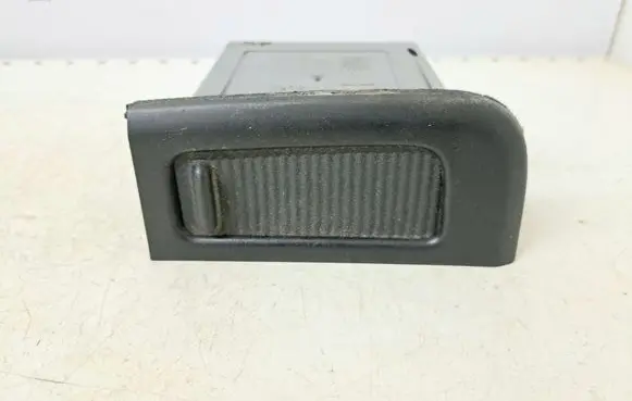 Volvo S80 Glove box 130082137