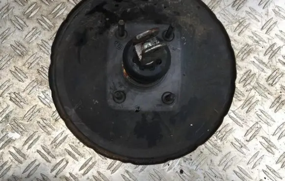 Mazda 626 Brake booster 83404312