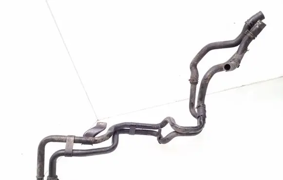 Engine coolant pipe/hose