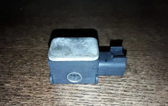 Ford Mondeo MK IV Airbag deployment crash/impact sensor 3M5T14B342AB