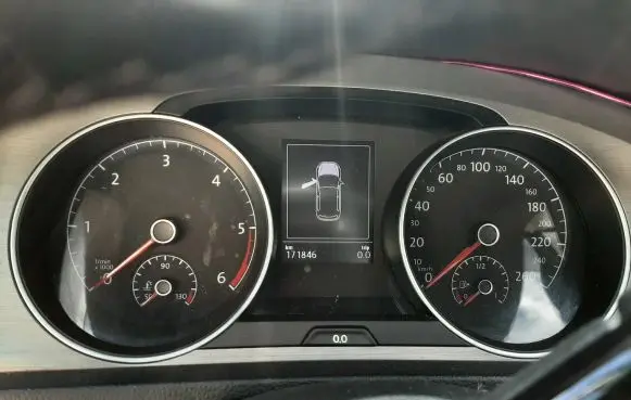 Volkswagen Golf VII Speedometer (instrument cluster) 5G1920741