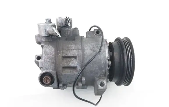 Volkswagen PASSAT B5.5 Air conditioning (A/C) compressor (pump) 