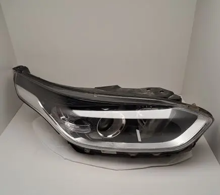 KIA Ceed Headlight/headlamp J792111020