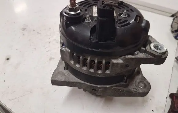 Chrysler Voyager Generator/alternator 11Q12474 401830372 K317