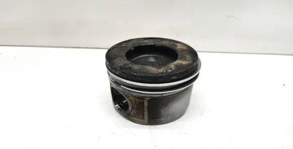 BMW 3 E90 E91 Piston 