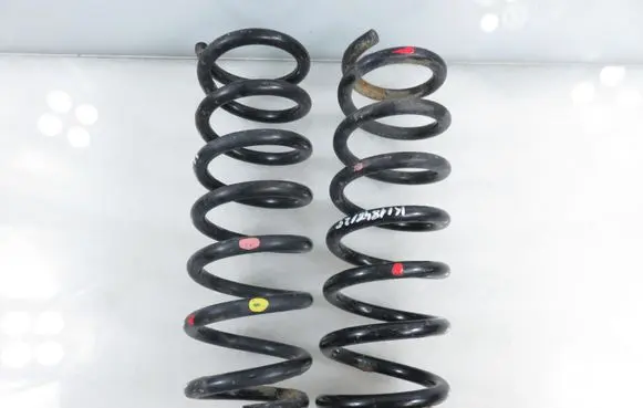 Citroen C-Crosser Rear coil spring 