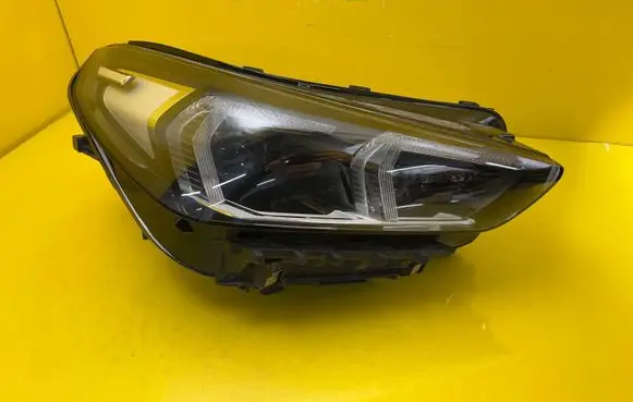 BMW X1 U11 Headlight/headlamp 5A5BD4802