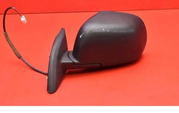 Nissan Leaf I (ZE0) Front door electric wing mirror 028058