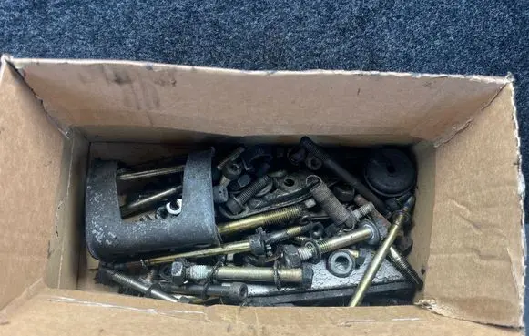 Mercedes-Benz S W126 Nuts/bolts M110