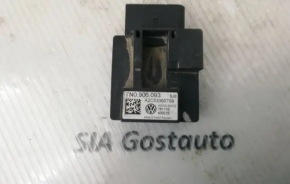 Volkswagen Tiguan Fuel injection pump control unit/module 7N0906093 430275 181110