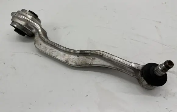 Mercedes-Benz E W211 Front lower control arm/wishbone