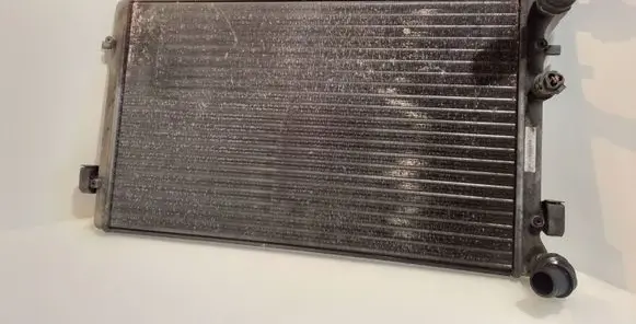 Audi A3 S3 8L Coolant radiator 1J0121253N