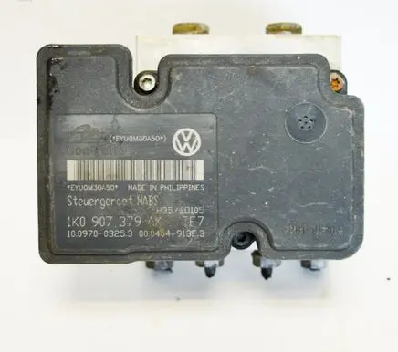 Skoda Octavia Mk2 (1Z) ABS Pump 1K0907379AK