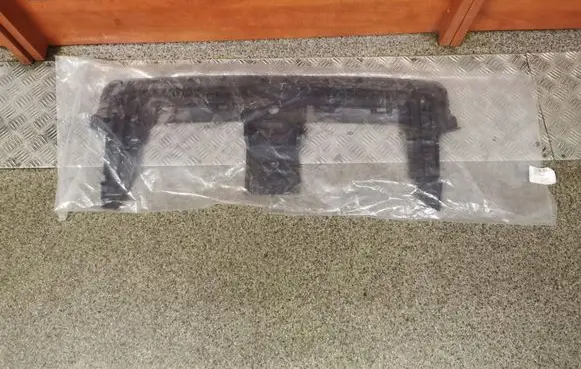 Audi Q7 4M Radiator trim 4M0807081A