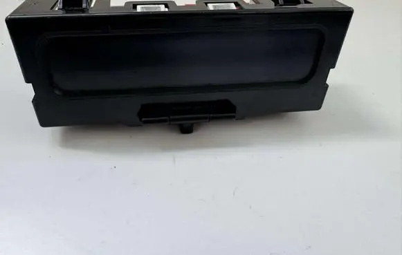 Renault Megane II Screen/display/small screen P8200028364A