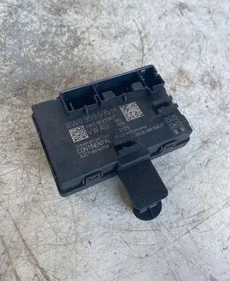 Audi A4 S4 B9 Door control unit/module 8w0959595