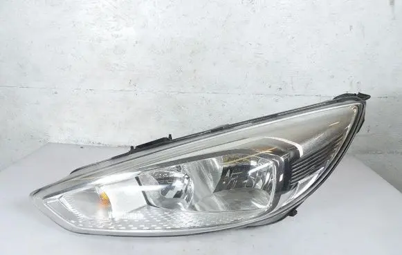 Ford Focus ST Headlight/headlamp F1EB-13W030-AE