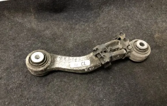 BMW 5 F10 F11 Rear upper control arm/wishbone 6782135