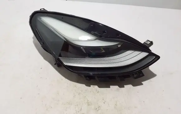Tesla Model Y Headlight/headlamp 1514953