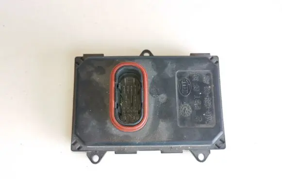 Headlight ballast module Xenon