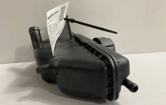 BMW M4 F82 F83 Coolant expansion tank/reservoir 2284601
