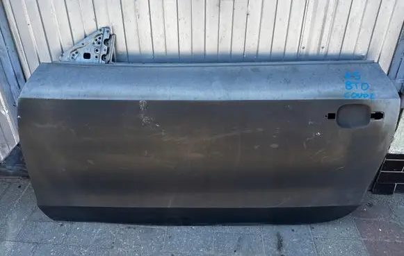 Audi A5 8T 8F Door (2 Door Coupe) 8T0831051C
