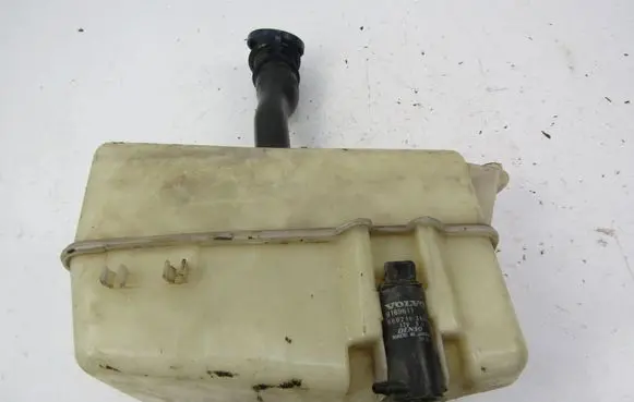 Volvo C70 Windshield washer fluid reservoir/tank 