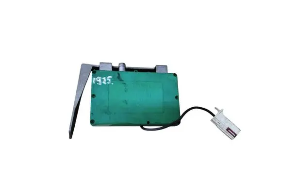 Volvo V70 Aerial antenna amplifier 30679286