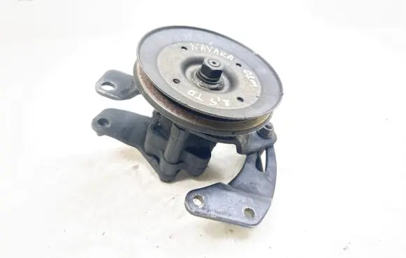 Nissan Navara D22 Power steering pump 2S600 19037015