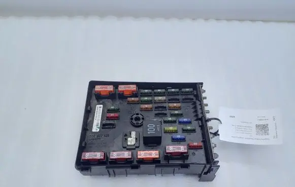 Seat Alhambra (Mk2) Fuse module 3C0937125