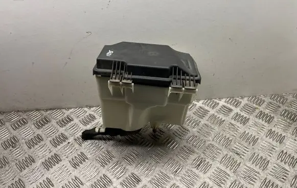 Mercedes-Benz C W205 Fuse box set A2055400182
