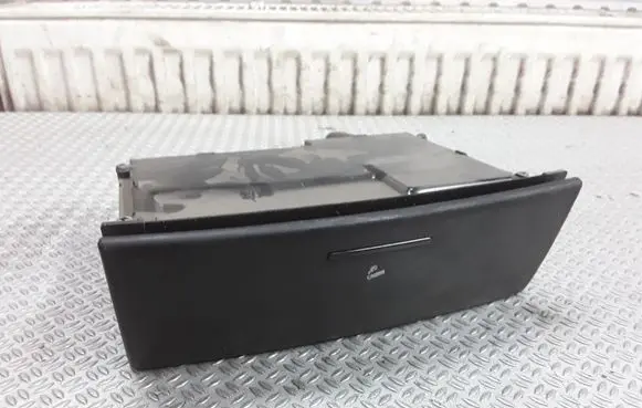 KIA Sorento Car ashtray 845503E000HP