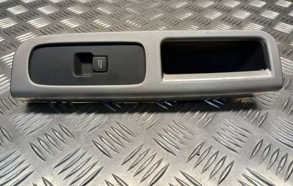 Volvo V50 Front door interior handle trim 8663815 30658448