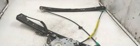 BMW 3 E46 Front window lifting mechanism without motor 8196037