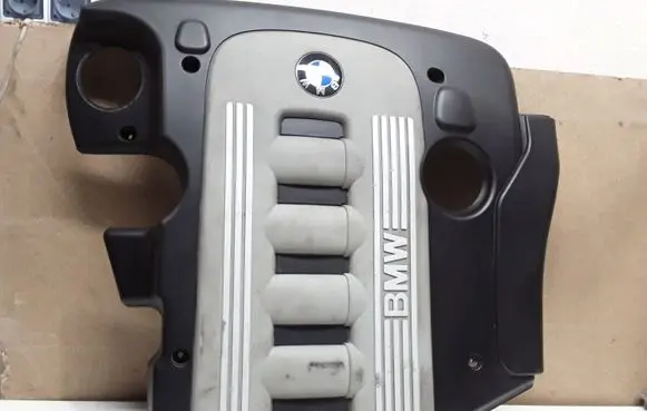 BMW 5 E60 E61 Engine cover (trim) 7788908