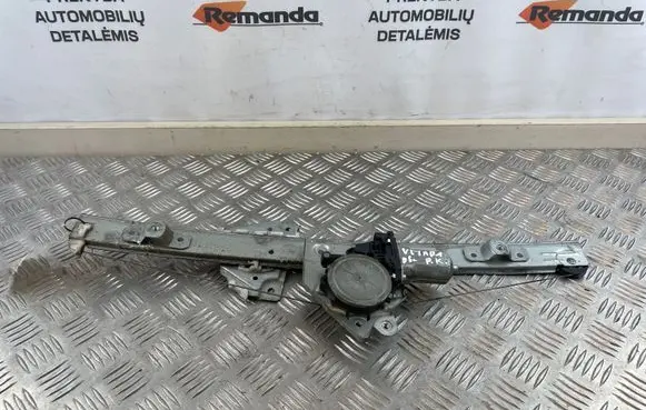 Suzuki Grand Vitara II Front door window regulator with motor 2621003530
