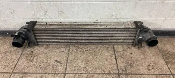 Volvo V40 Intercooler radiator 31338474 1400398685