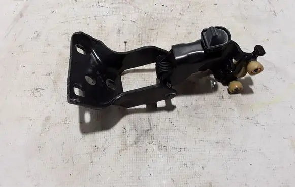 Renault Kangoo III Sliding door middle roller runner 824122907R