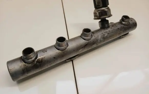 Volkswagen Touareg I Fuel main line pipe 059130089AB