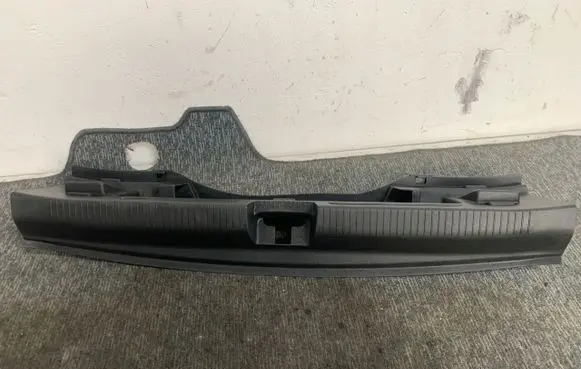 Opel Crossland X Trunk/boot sill cover protection 