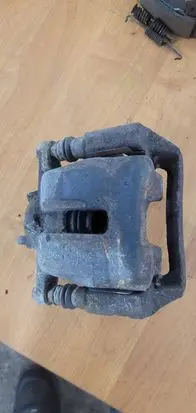 Land Rover Range Rover L322 Rear brake caliper