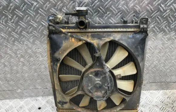 Suzuki Wagon R+ Coolant radiator 4221315721 422131-5721