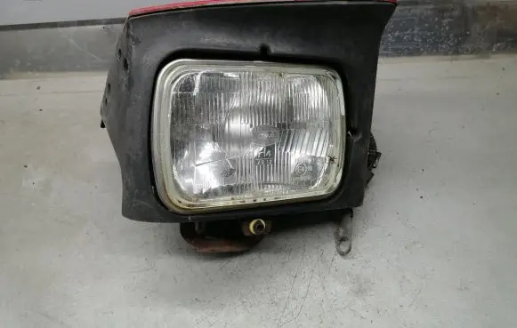 Mazda 323 F Headlight/headlamp 02104R20