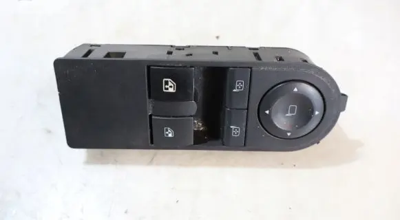 Opel Zafira B Electric window control switch