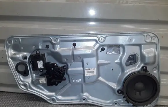 Volvo V70 Front door window regulator with motor 30661065