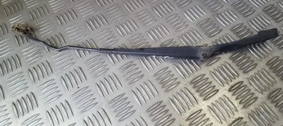 Volkswagen PASSAT B4 Front wiper blade arm 3A1955409
