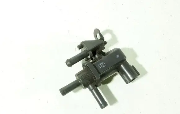 Toyota Avensis T250 Vacuum valve 9008091231 HU1362002740
