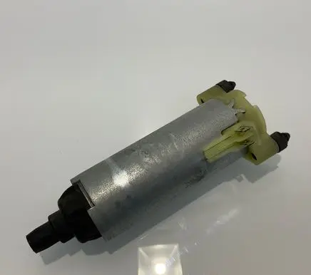 Mercedes-Benz C W204 Seat adjustment motor 0130002624 P01215801 290611S